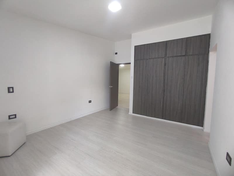 Two-Level House for Sale, Urb. La Trigaleña